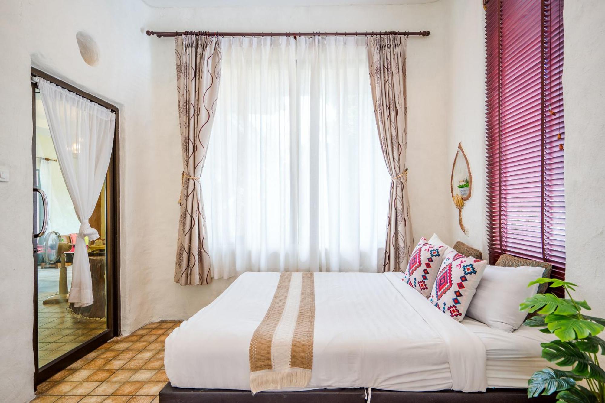 I-din Poolvilla วิลล่ากลางธรรมชาติ วิวภูเขา เป็นส่วนตัว Hua Hin