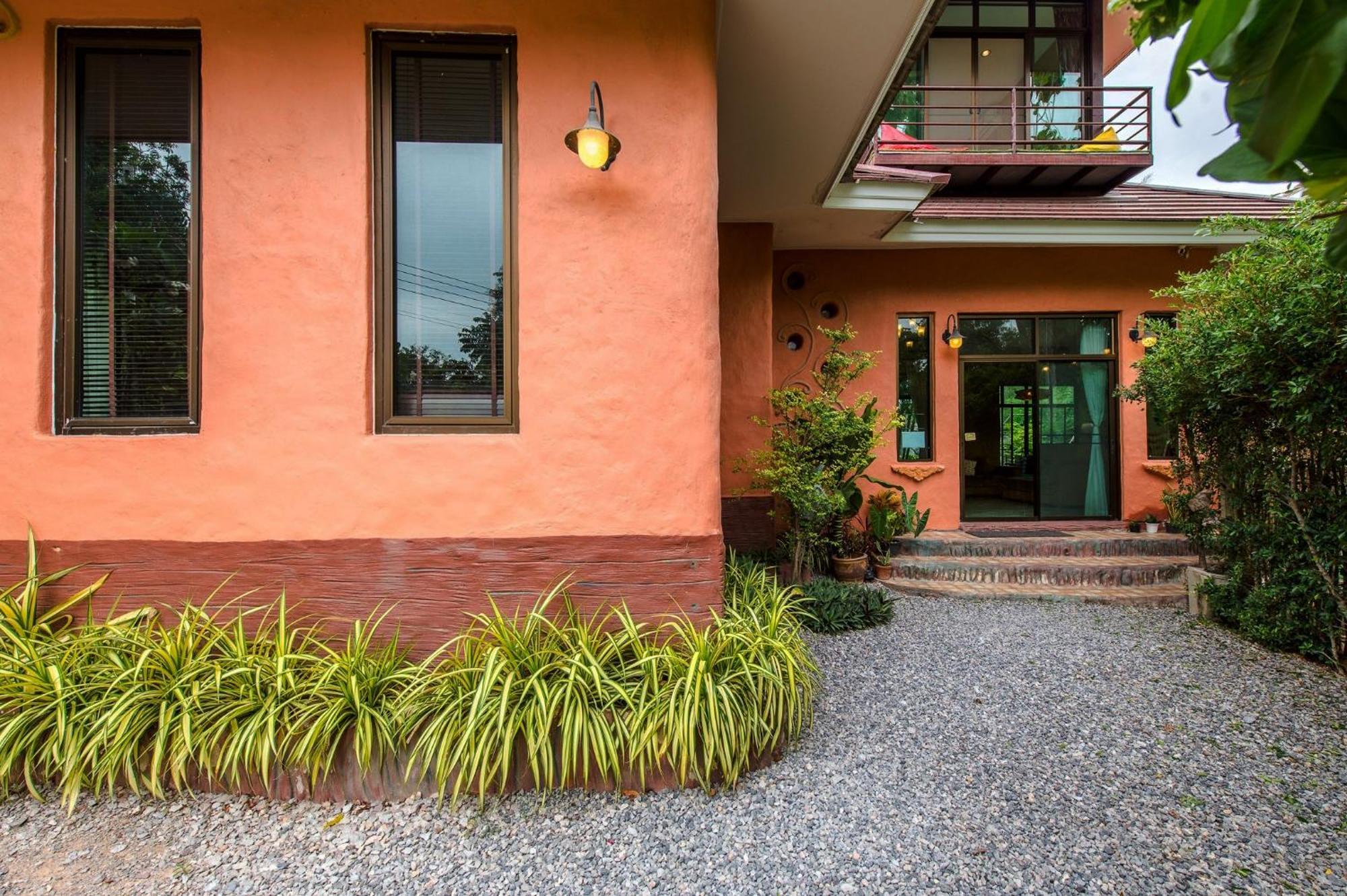 Feriehus I-din Poolvilla วิลล่ากลางธรรมชาติ วิวภูเขา เป็นส่วนตัว Hua Hin